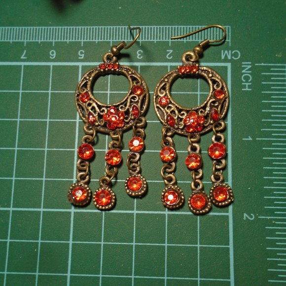 2/$25 Long Dangly Vintage Rhinestone Donut earring with ornate details - Picture 3 of 3